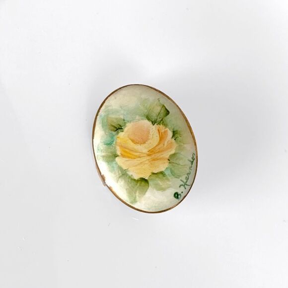 Vintage Hand Painted Porcelain Brooch Signed - Picture 1 of 6